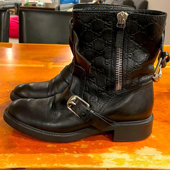 GUCCI GG Black Guccissima Leather
Ankle Moto Boots Size 39/8.5-9. VGUC 🔥 - Picture 8 of 11